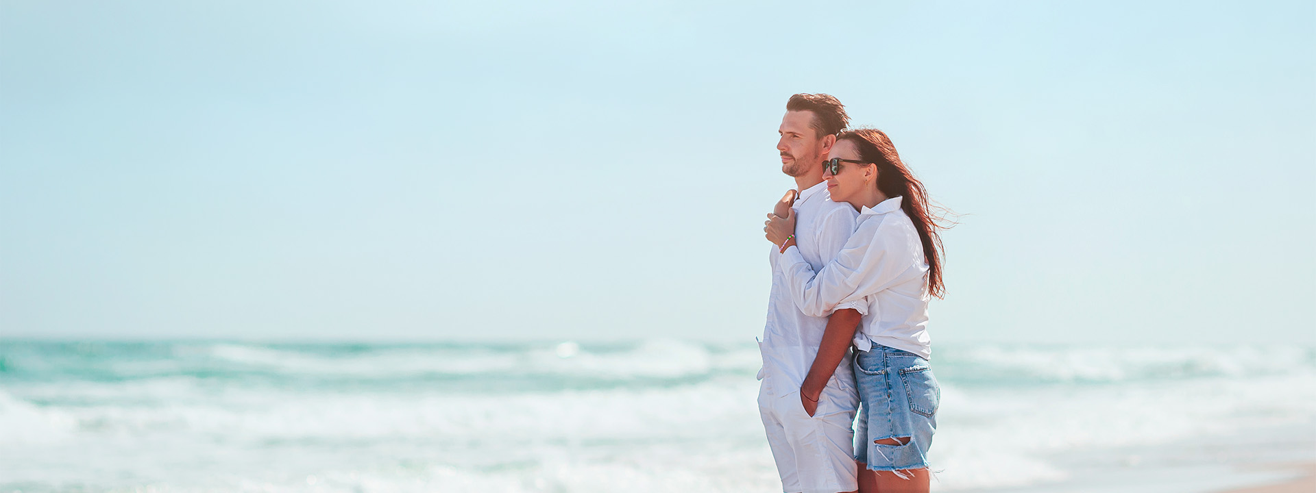 couple look the ocean